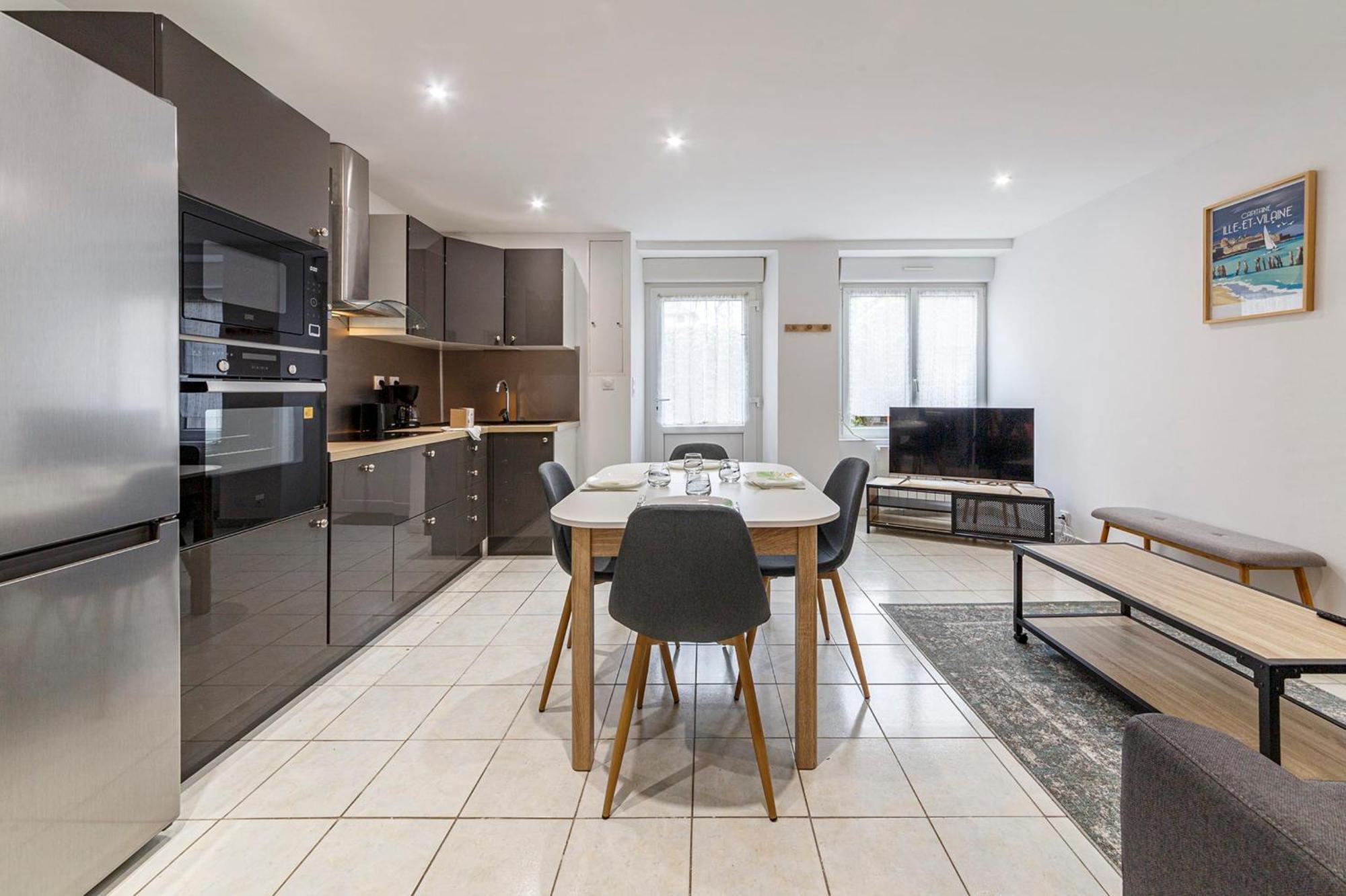 Apartment Le Carnot'S - Wifi - Proche Port Cancale